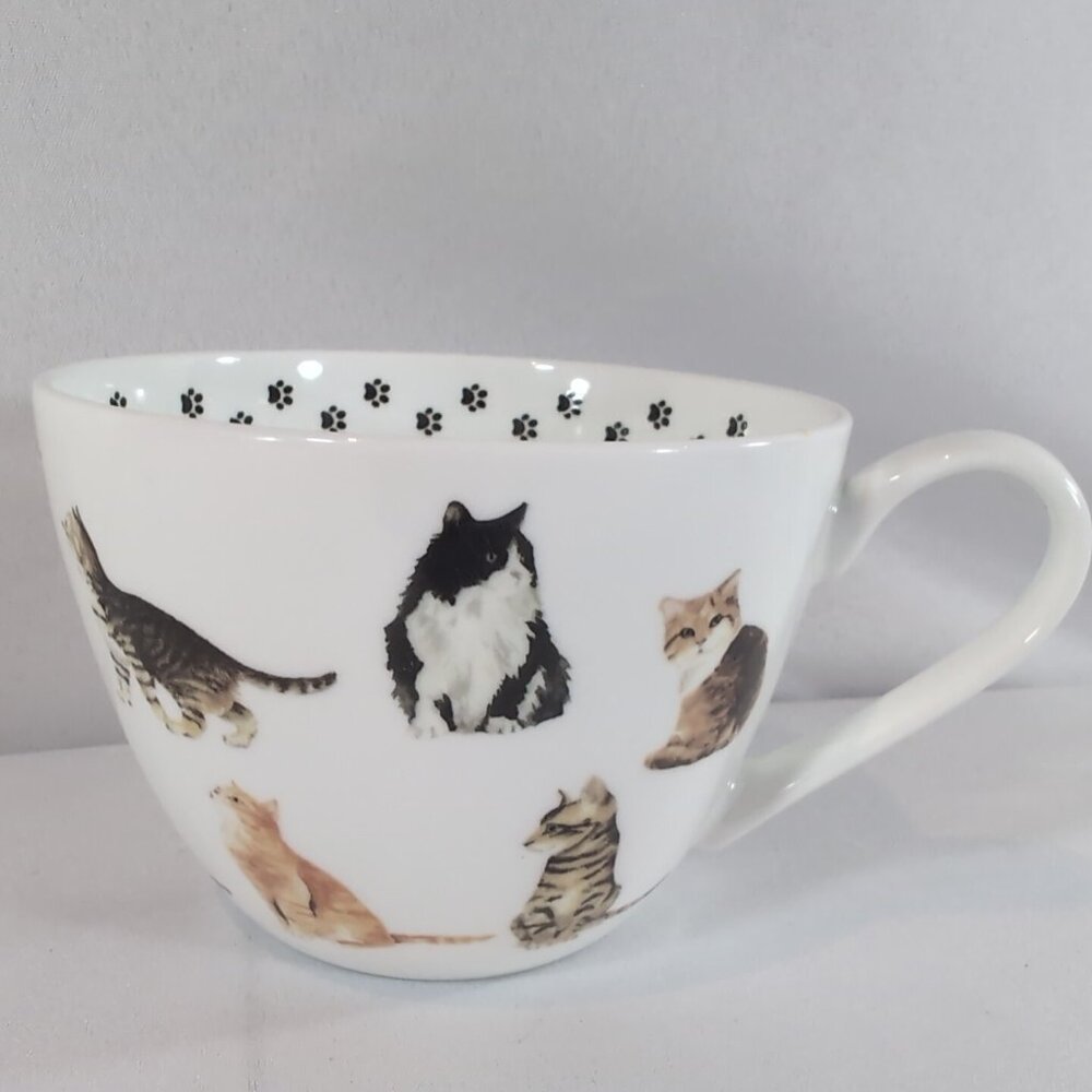 Portobello By Inspire Mug Cats Cat Loves Me Best Paw Prints England Bone China